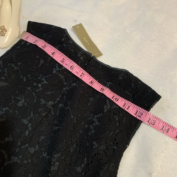 J. CREW black ladies Peplum Sleeveless lace round neck top size 6 NWT - Picture 11 of 11